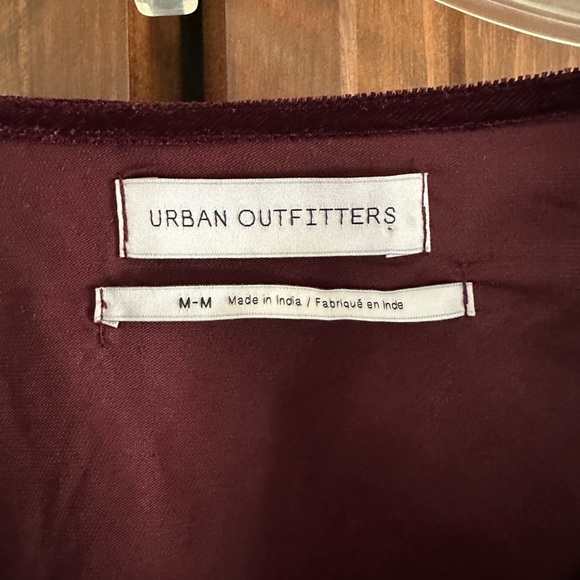 UO, Velvet Tie Jacket, Maroon - Picture 2 of 3